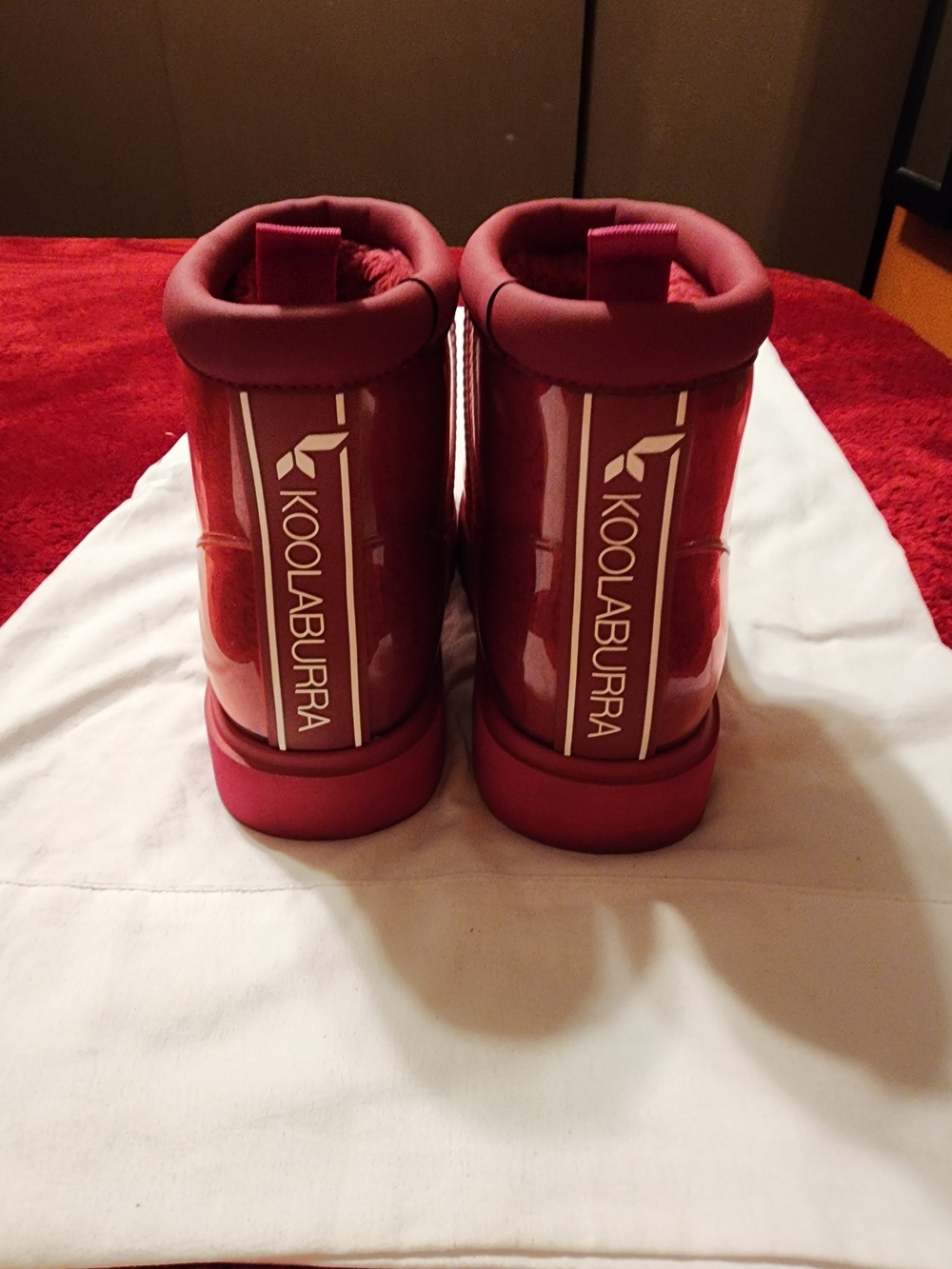 Koolaburra Women's size 10 Waterproof Plush-Lined Ankle Boots - Red - Picture 4 of 6